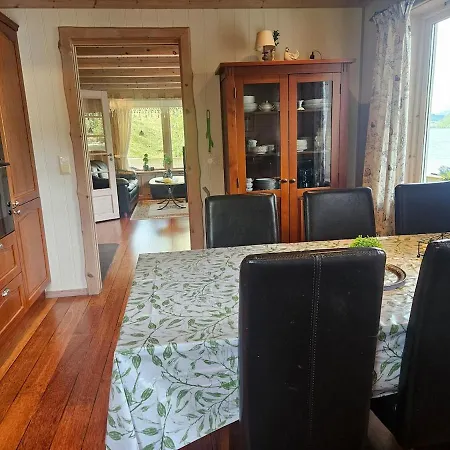 Huset Ved Dalsfjorden Holiday home